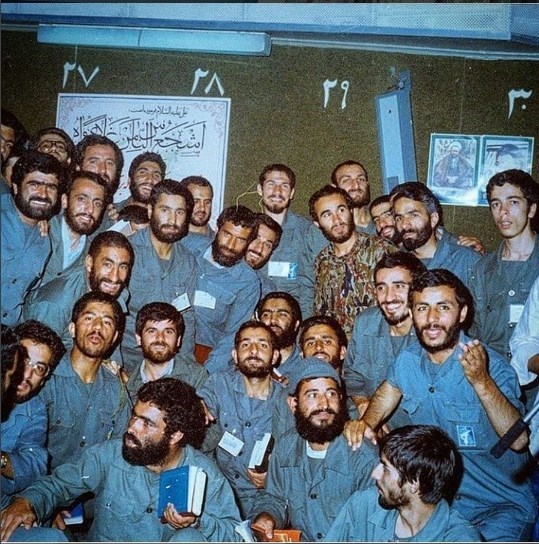 نقش جوانان در هشت سال دفاع مقدس