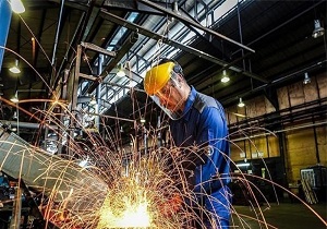 کارگران نقش مهمی در تحقق جهش تولید دارند