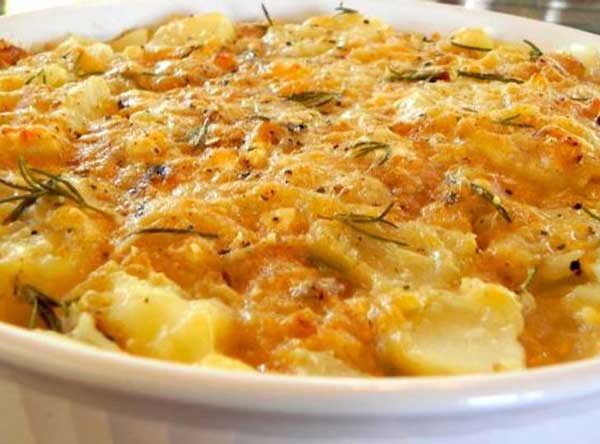 طرز تهیه انواع غذا با پنیر پیتزا