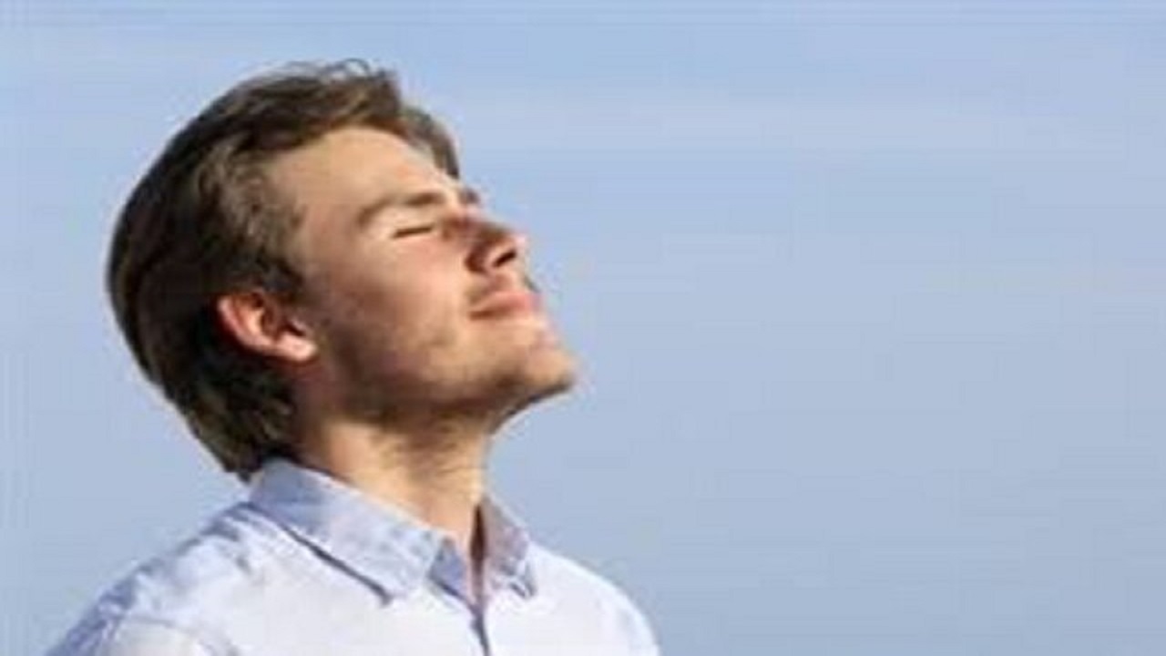چگونه نفس عمیق استرس را کنترل می‌کند؟