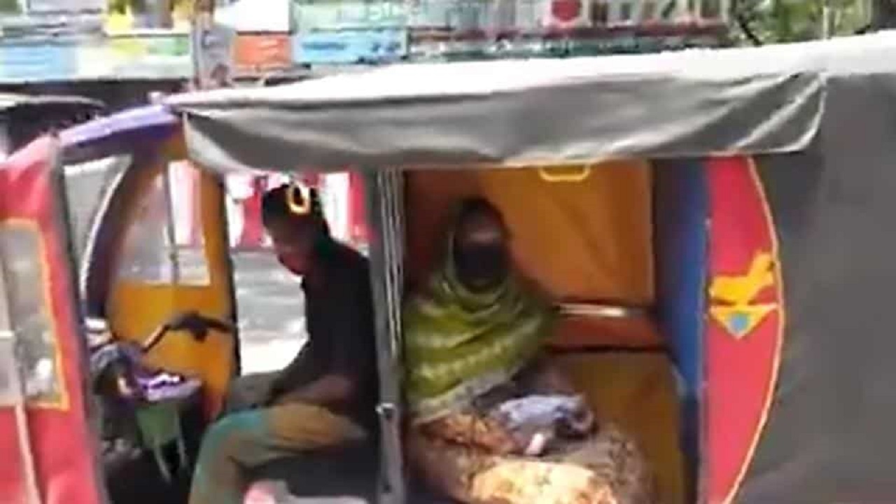 خلاقیت جالب راننده هندی با شیوع کرونا!