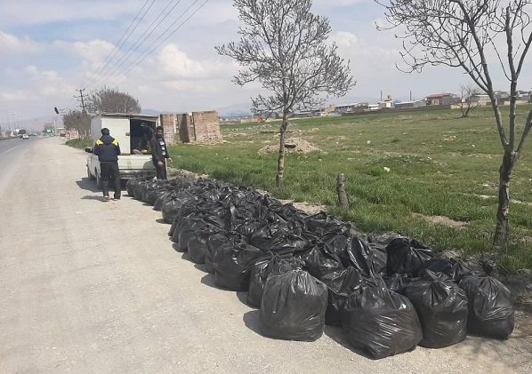 جمع آوری ۶۲ تن زباله از حریم جاده&zwnj;های استان مرکزی
