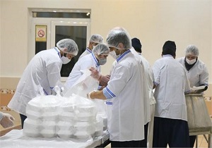 توزیع ۶ هزار پرس غذا و سبد کالا در بین نیازمندان کردستانی