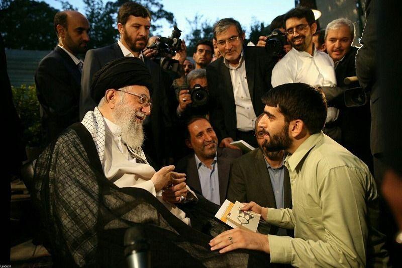 شاعرانِ میهمان ضیافت افطار رهبر انقلاب، میزبانِ شما می‌شوند