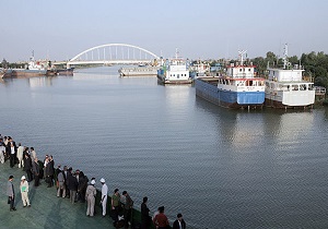 ضرورت رسیدگی به مشکلات تجار و بازرگانان در بندر تجاری شادگان