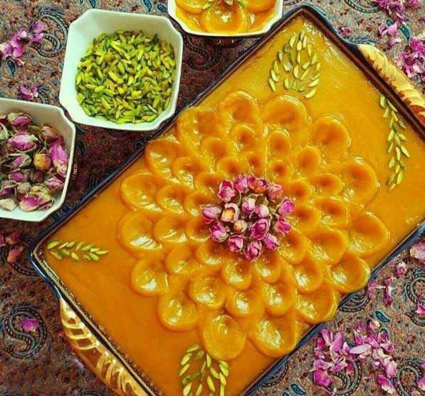 ۴ روش تهیه حلوای زعفرانی مجلسی و خوشمزه با تمام نکات
