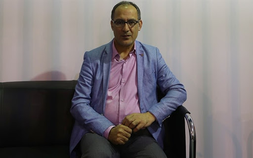 «به یک زبان عاشق می‌شویم» به چاپ دوم رسید