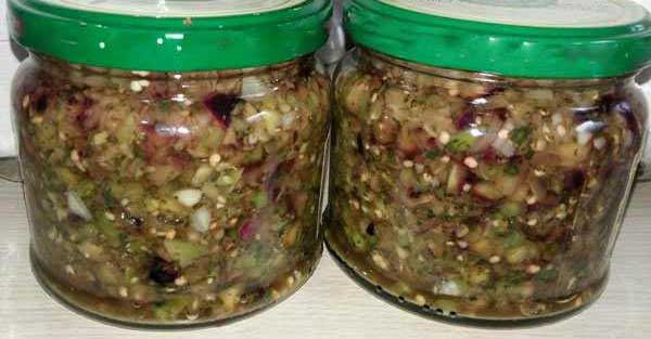 طرز تهیه ترشی لیته گوجه؛ یک ترشی جذاب و خوشمزه طرز تهیه ترشی لیته گوجه؛ یک ترشی جذاب و خوشمزه
