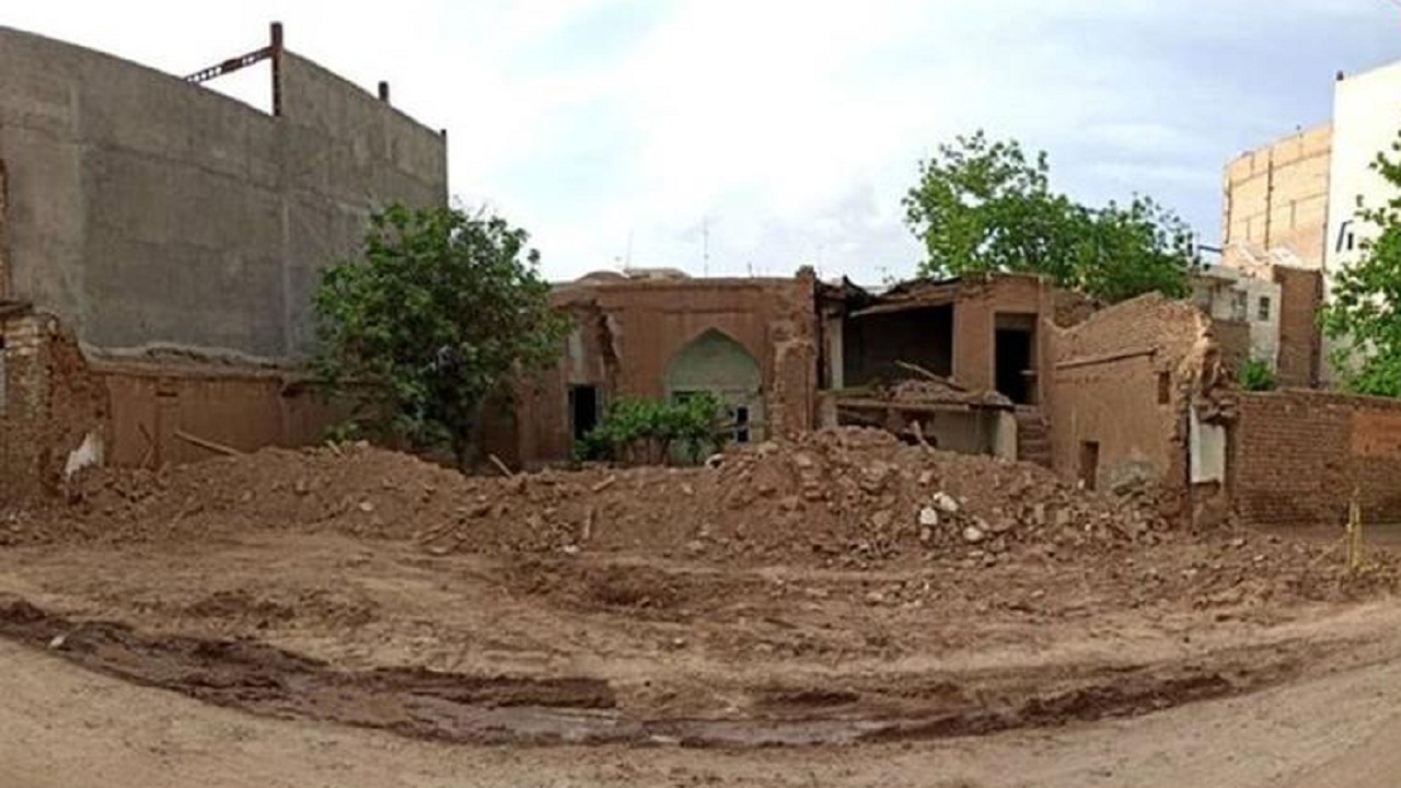 تاریخ معطل کاغذبازی/مرمت خانه پدر شعر انقلاب و کلاف سردرگم بودجه&zwnj;ای ۲ میلیاردی
