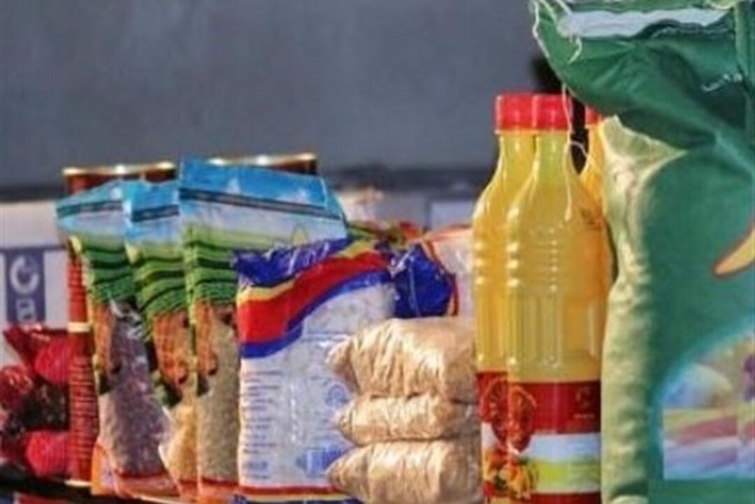 توزیع ۸۵۰ بسته معیشتی در میان مرزنشینان هرمزگانی