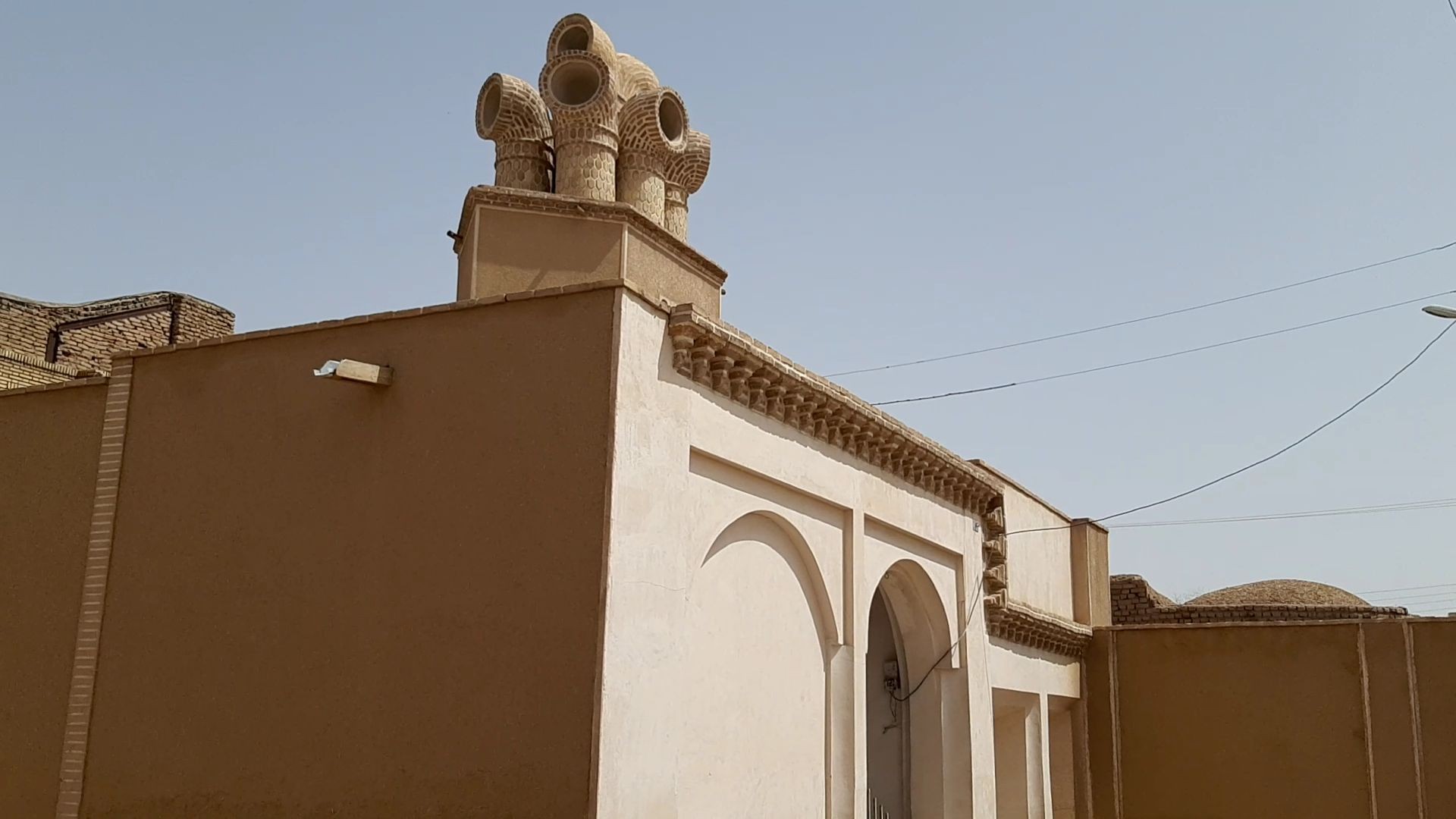 اجرای طرح مرمت بازار سیرجان با جدیت پیگیری می‌شود