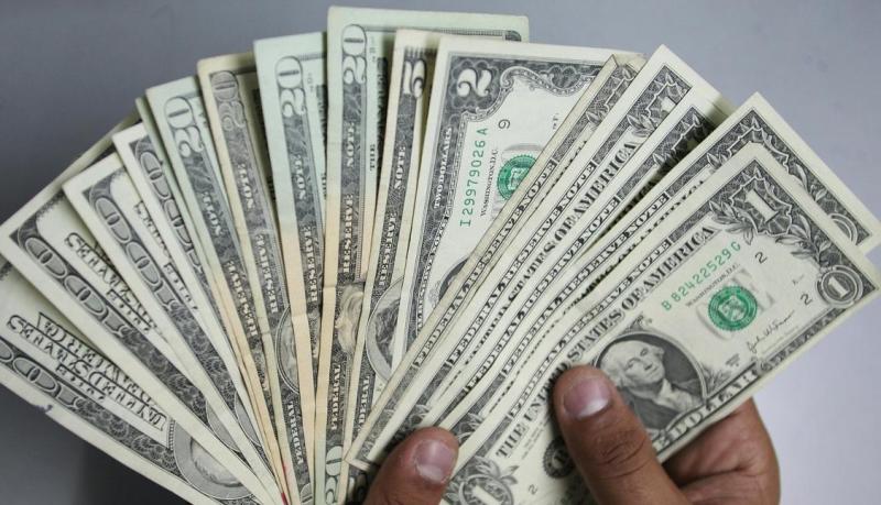 کشف بیش از ۳ هزار دلار تقلبی در شبستر