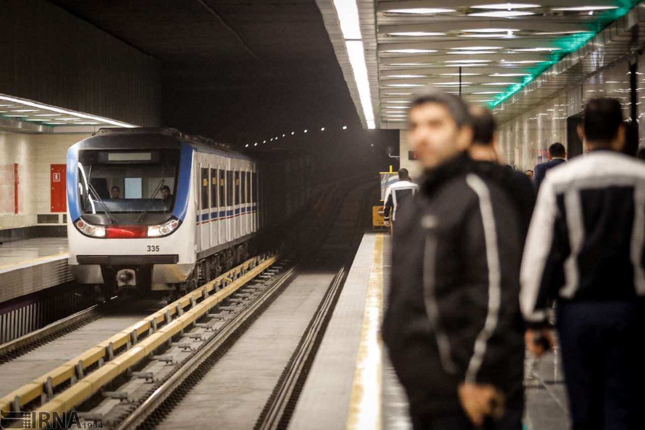 بهره بردارى از ١٢ ايستگاه مترو تهران تا پایان سال