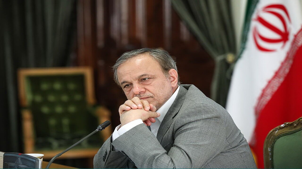 برای رفع موانع تولید، مشکلات سرمایه گذاران را به حداقل می رسانیم