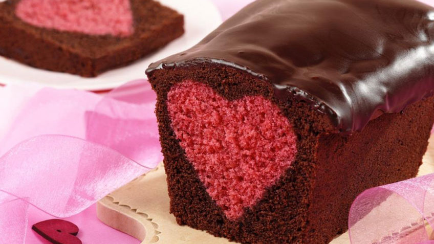طرز تهیه کیک سورپرایز