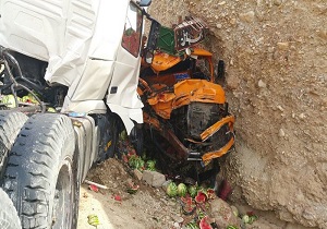 تصادف کامیون‌ها در اندیمشک یک قربانی گرفت