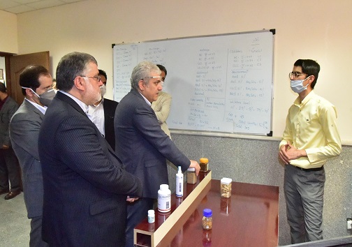 بازدید معاون علمی و فناوری رئیس جمهور  از مرکز رشد  دانشگاه آزاد اسلامی