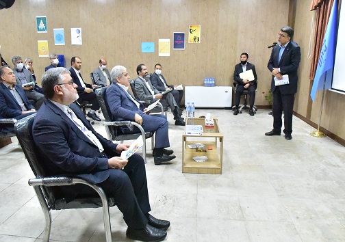 بازدید معاون علمی و فناوری رئیس جمهور  از مرکز رشد  دانشگاه آزاد اسلامی