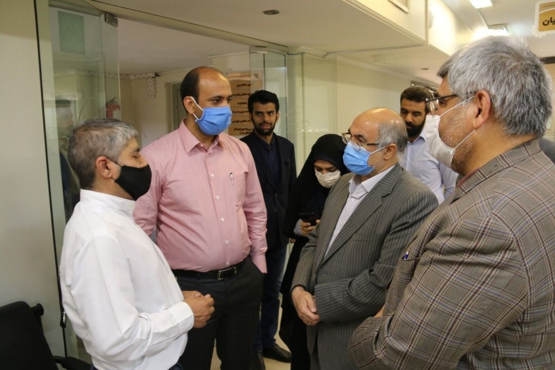 بازدید سرزده استاندارکرمان از شرکت شهرک‌های صنعتی