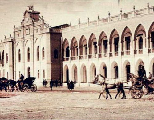 پهلوی دوم، معماری را بی&zwnj;هویت کرد