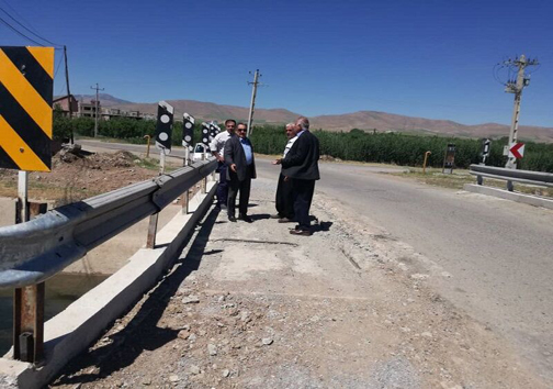 تقبل هزینه تعمیر پل روستایی توسط خیّر مهابادی