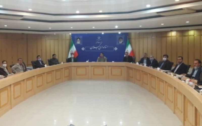 رونمایی از محصولات ۲ کارخانه بومی تولید ماسک و دستکش در گیلان