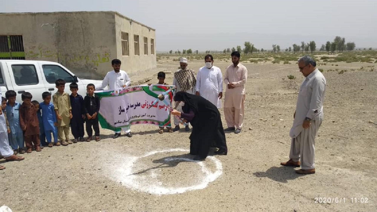 کلنگ احداث مدرسه خیرساز عشایری گوجگ به زمین زده شد