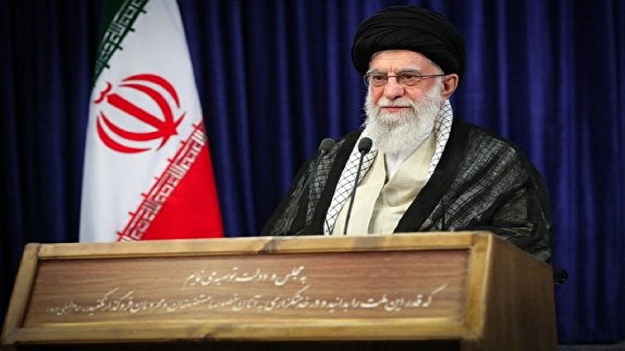 رمزگشایی از بیانات امروز رهبر انقلاب/ چگونه بند ناف اقتصاد را از نفت ببریم؟