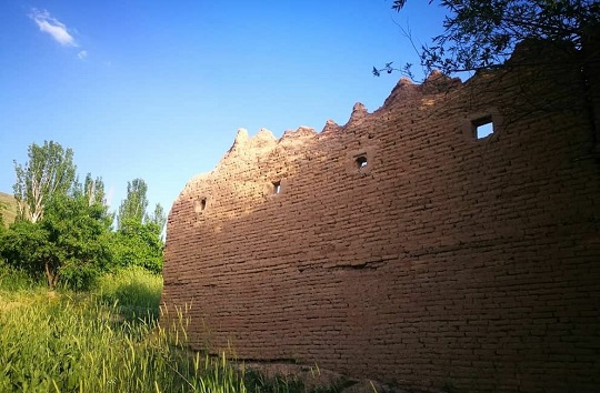تصاویری زیبا از طبیعت بهاری در روستای چوبین