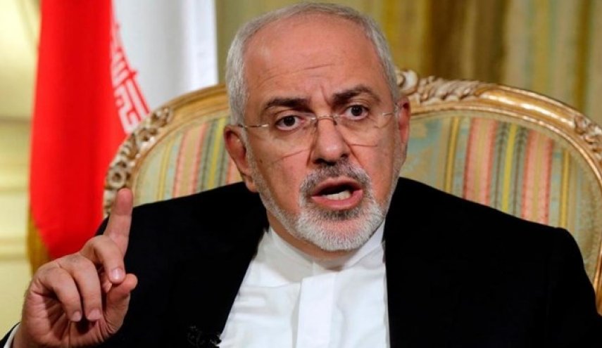 ظریف: مشاوران ترامپ قمار احمقانه‌ای انجام دادند