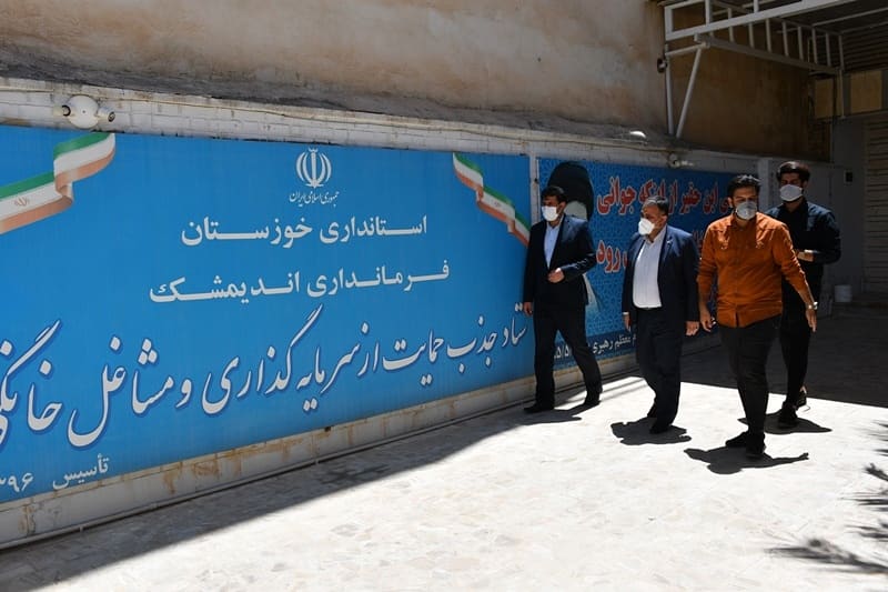 بازدید فرماندار اندیمشک از محل جذب حمایت از سرمایه گذاری و مشاغل خانگی