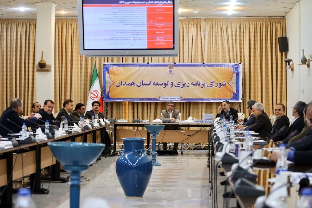اجرای ۱۳۵ طرح ملی و جهش تولیدی در استان همدان