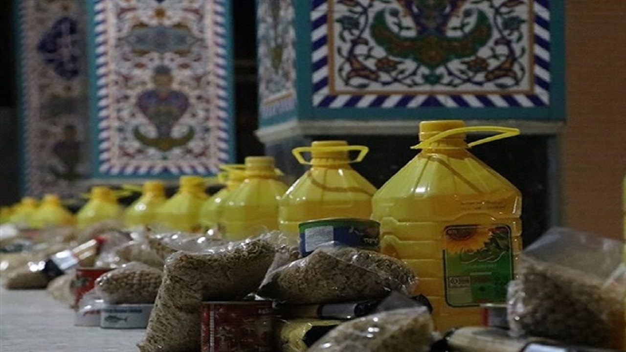 اهدای ۱۵۰ بسته معیشتی به نیازمندان در بن
