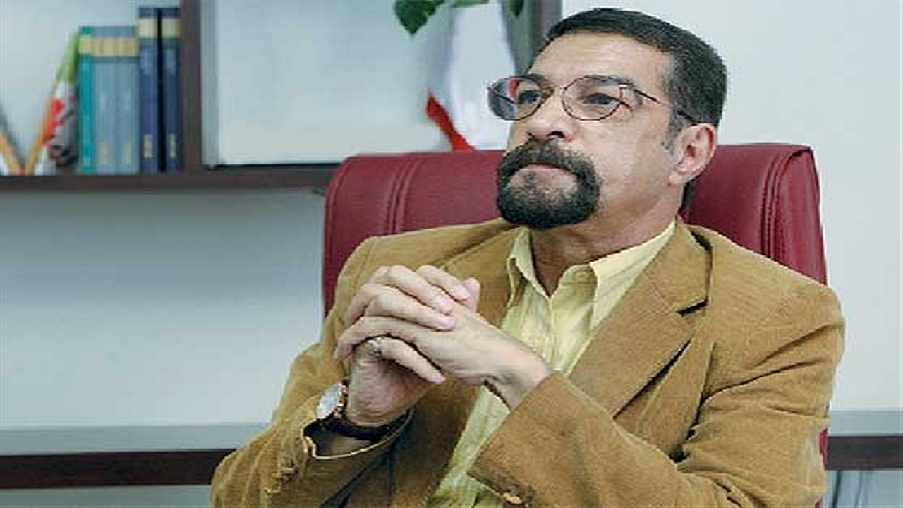 گفت‌وگوی خواندنی با گوینده پیشکسوت/ سطحی‌نگری بیداد می‌کند
