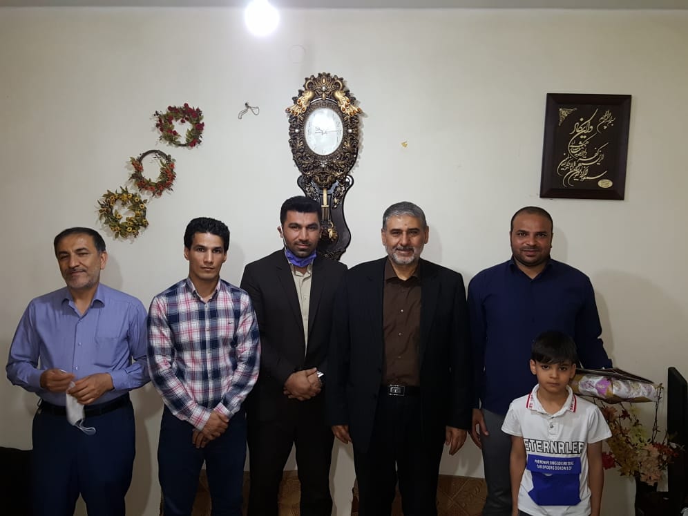 دیدار و تقدیر فرمانده سپاه خوزستان با ورزشکار مدال آور