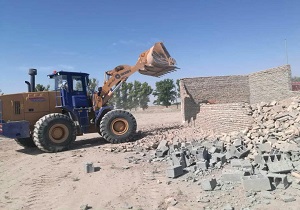 تخریب ساخت و ساز‌های غیر مجاز خلج آباد قم