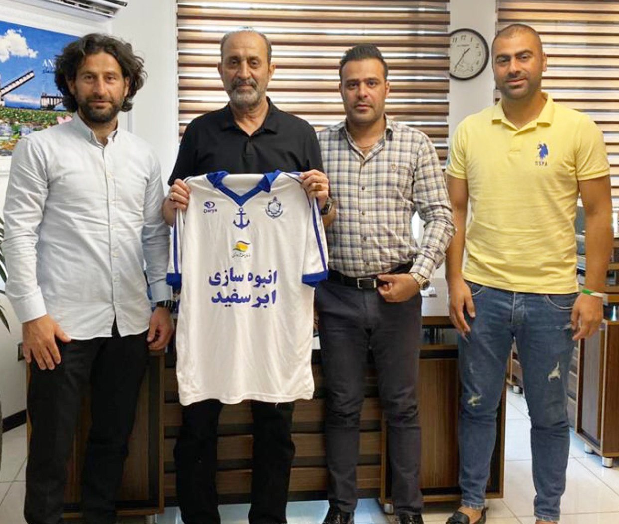 اکبر میثاقیان سرمربی ملوان شد