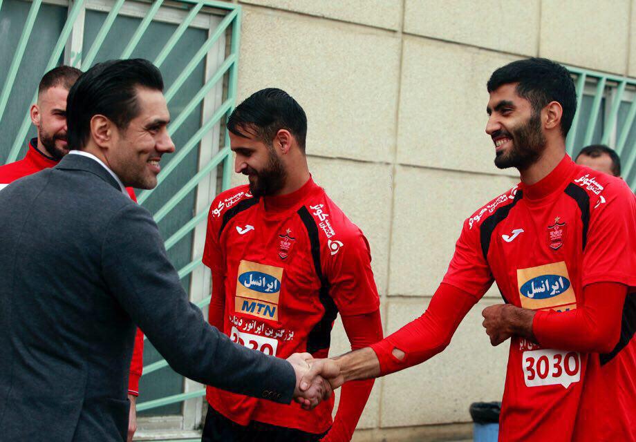 پیروانی مامور مذاکره با پرسپولیسی‌ها