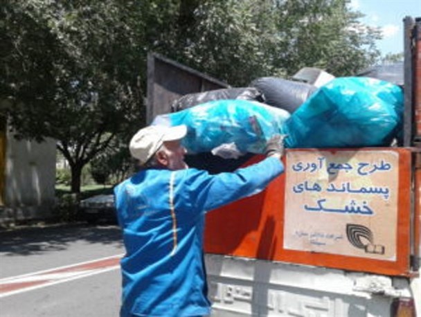 کسر حقوق کارگران تفکیک پسماند در دوران کرونا از مبلغ قرارداد پیمانکاران با مناطق