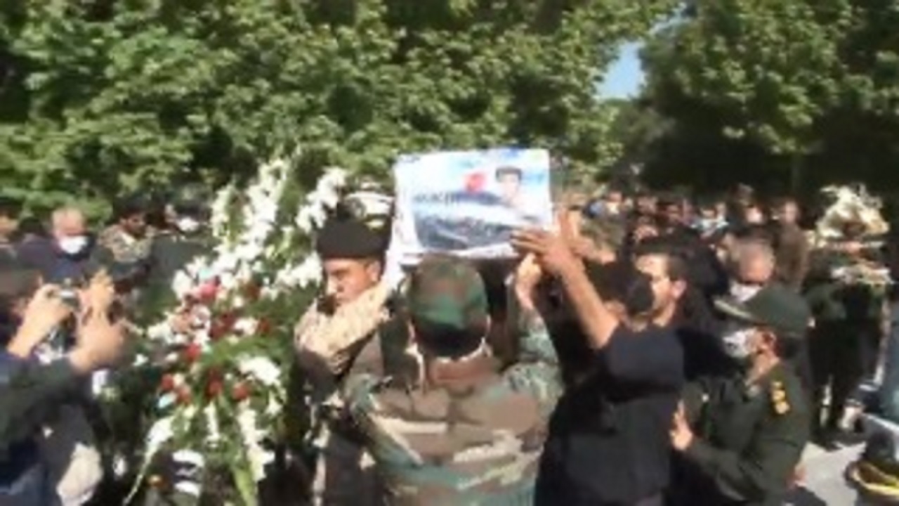 تشییع پیکر شهید قاسم زاده در شهرستان اهر