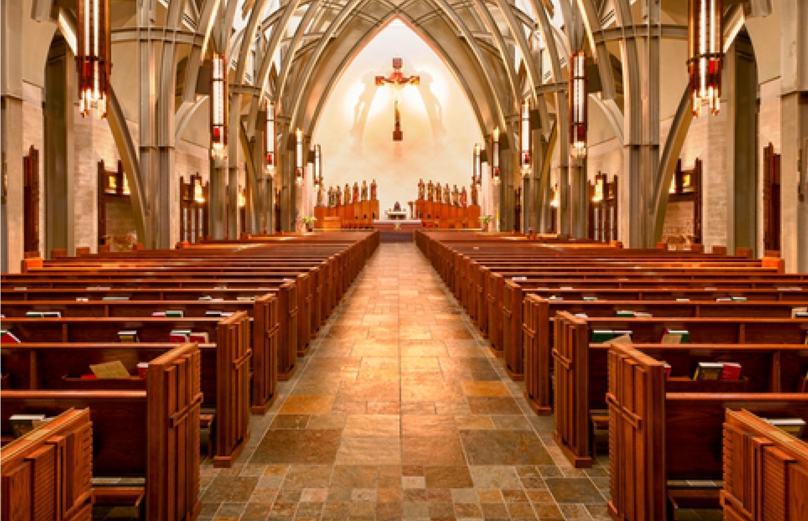 ترامپ دستور بازگشایی عبادتگاه‌ها در آمریکا را صادر کرد