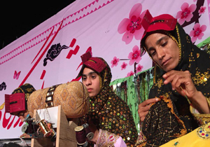 افتتاح مراکز آموزش، تولید و اشتغال صنایع دستی در شهرستان بستک