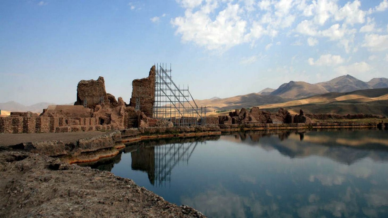 میراث جهانی تخت سلیمان تکاب میزبان نخستین گروه مهمانان