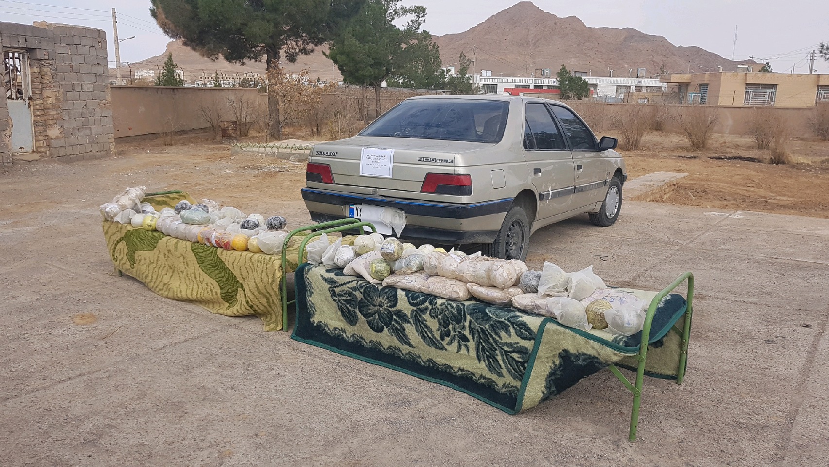 کشف ۱۳۸ کیلو تریاک در عملیات مشترک پلیسی