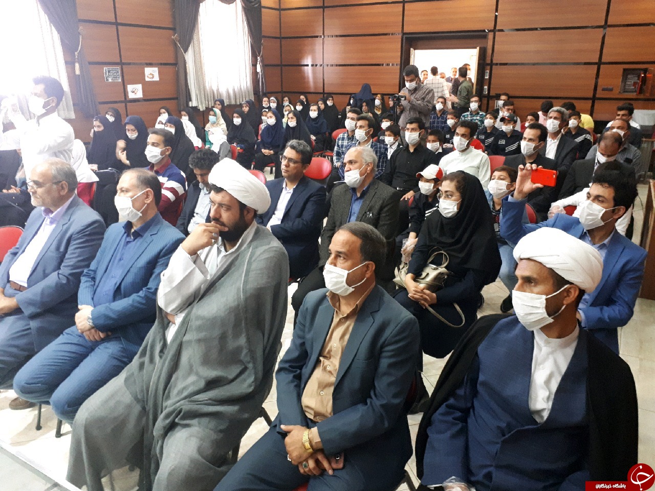 تفاهنامه بورسیه برای تضمین شغل دانش آموزان نوبران ساوه تفاهنامه بورسیه برای تضمین شغل دانش آموزان نوبران ساوه