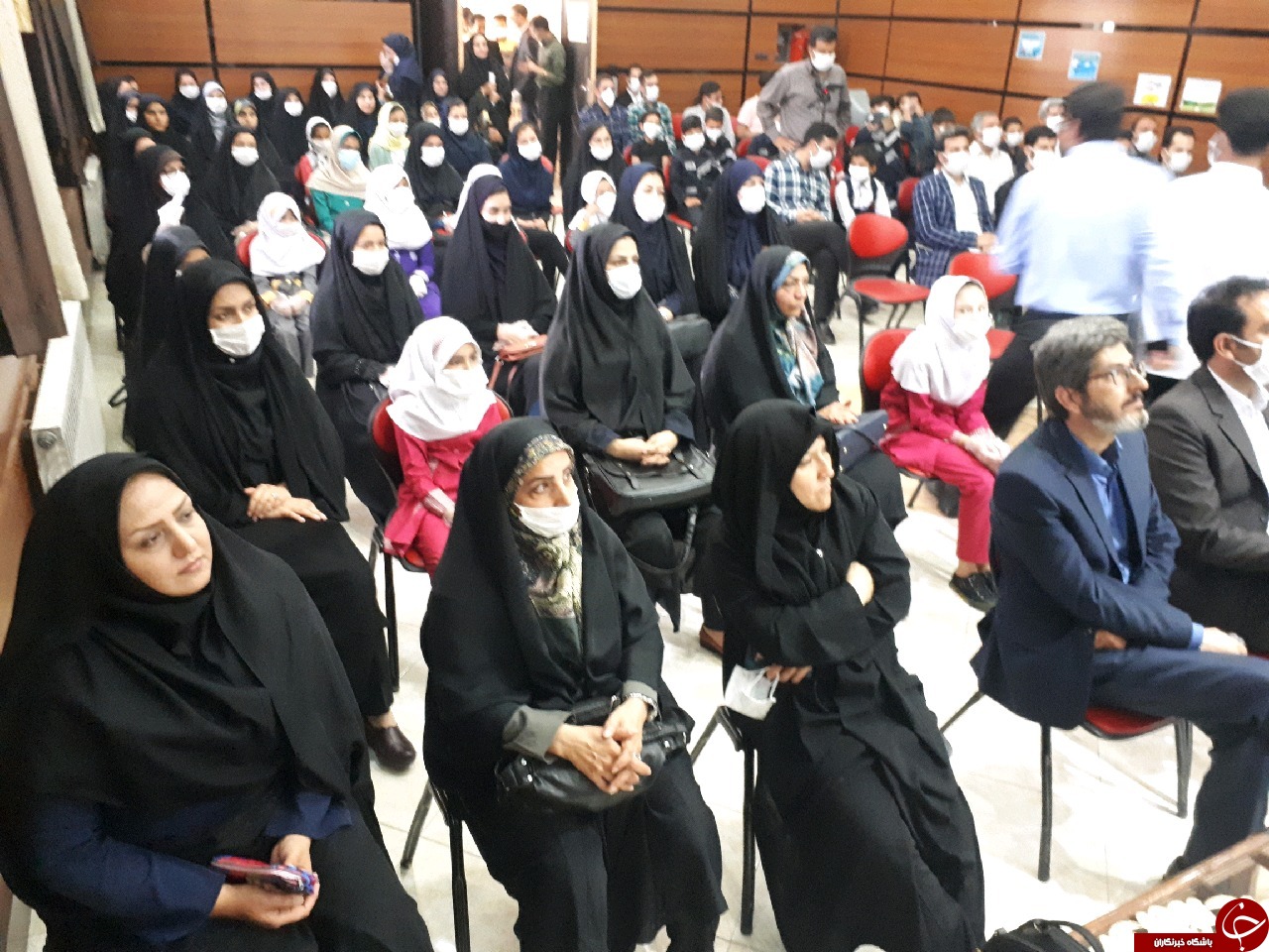 تفاهنامه بورسیه برای تضمین شغل دانش آموزان نوبران ساوه تفاهنامه بورسیه برای تضمین شغل دانش آموزان نوبران ساوه