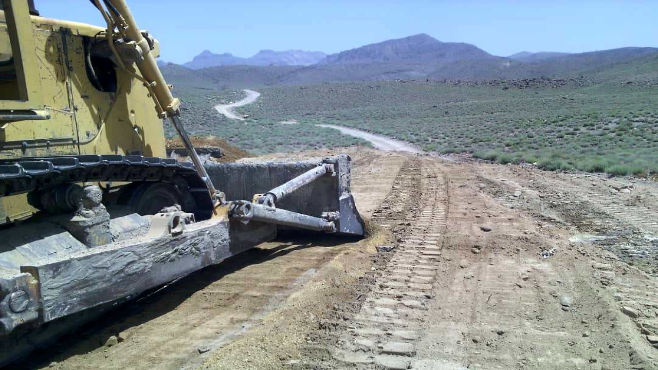 ۲ محور روستایی صعب العبور در شهرستان تفتان بازگشایی شد