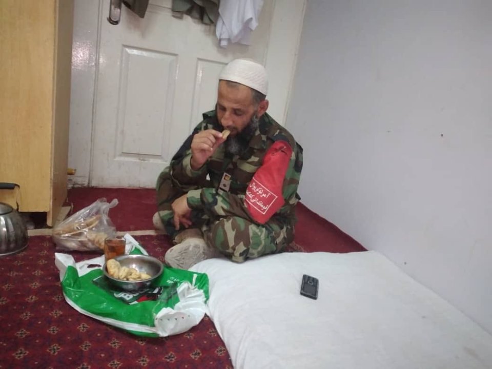 ۹ سال روزه مداوم برای برقراری صلح توسط یک افسر نظامی افغانستانی