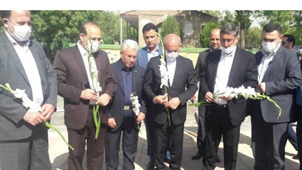 وزیر آموزش و پرورش وارد همدان شد