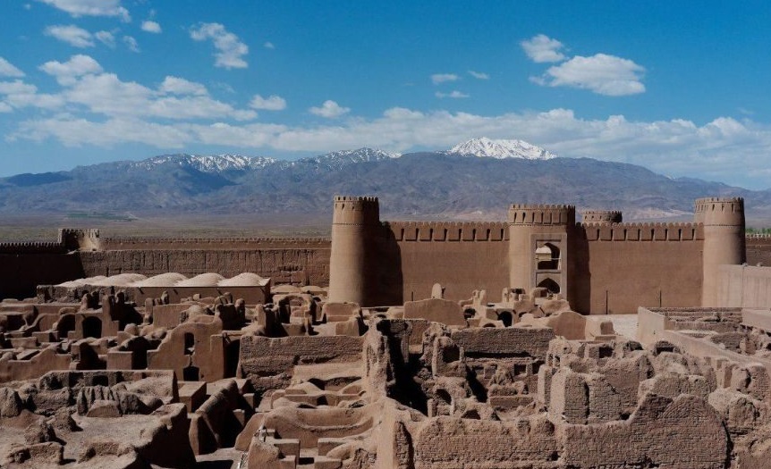 برگزاری بازارچه صنایع دستی در ارگ راین